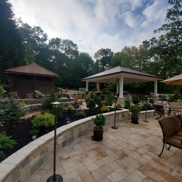 Multi-level paver patio with built-in planters
